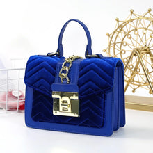 Load image into Gallery viewer, Velvet bag and cap set

