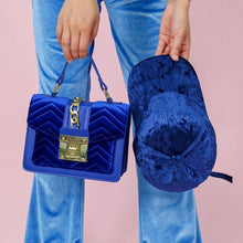 Load image into Gallery viewer, Velvet bag and cap set
