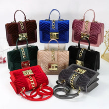 Load image into Gallery viewer, Velvet bag and cap set
