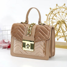 Load image into Gallery viewer, Velvet bag and cap set
